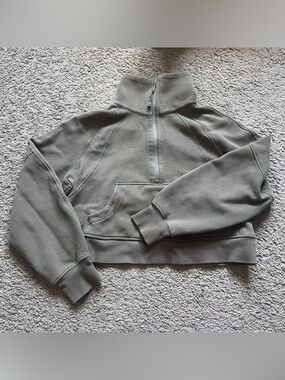$118 Lululemon Army Green Scuba Oversized Funnel Neck Half Zip Sweatshirt XS/S